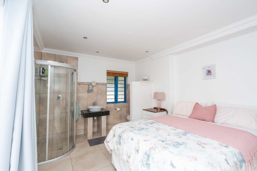 3 Bedroom Property for Sale in Blue Lagoon Western Cape